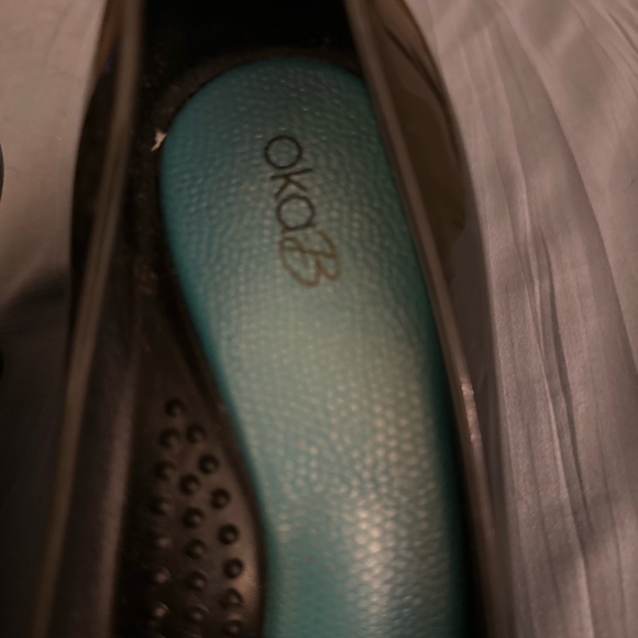 Brand New Oka-B Annabelle Licorice Wedge Peekaboo Heels - Picture 7 of 9